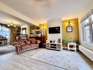 Photo 15- click for photo gallery